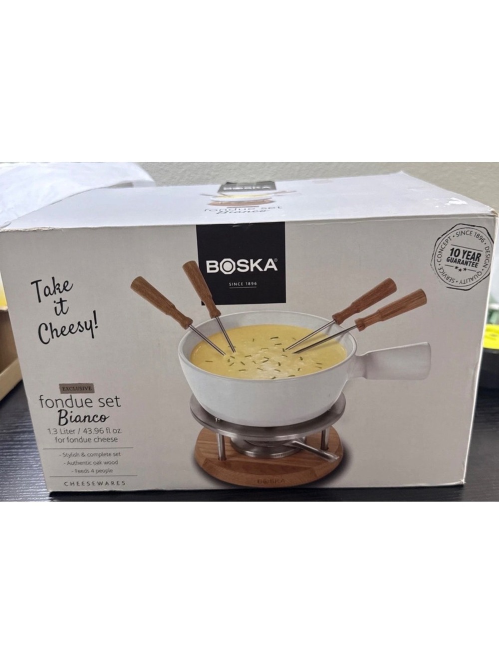 Boska Bianco Fondue Set - 1.3 Liter Cheese Fondue Pot with Wood and Stainless